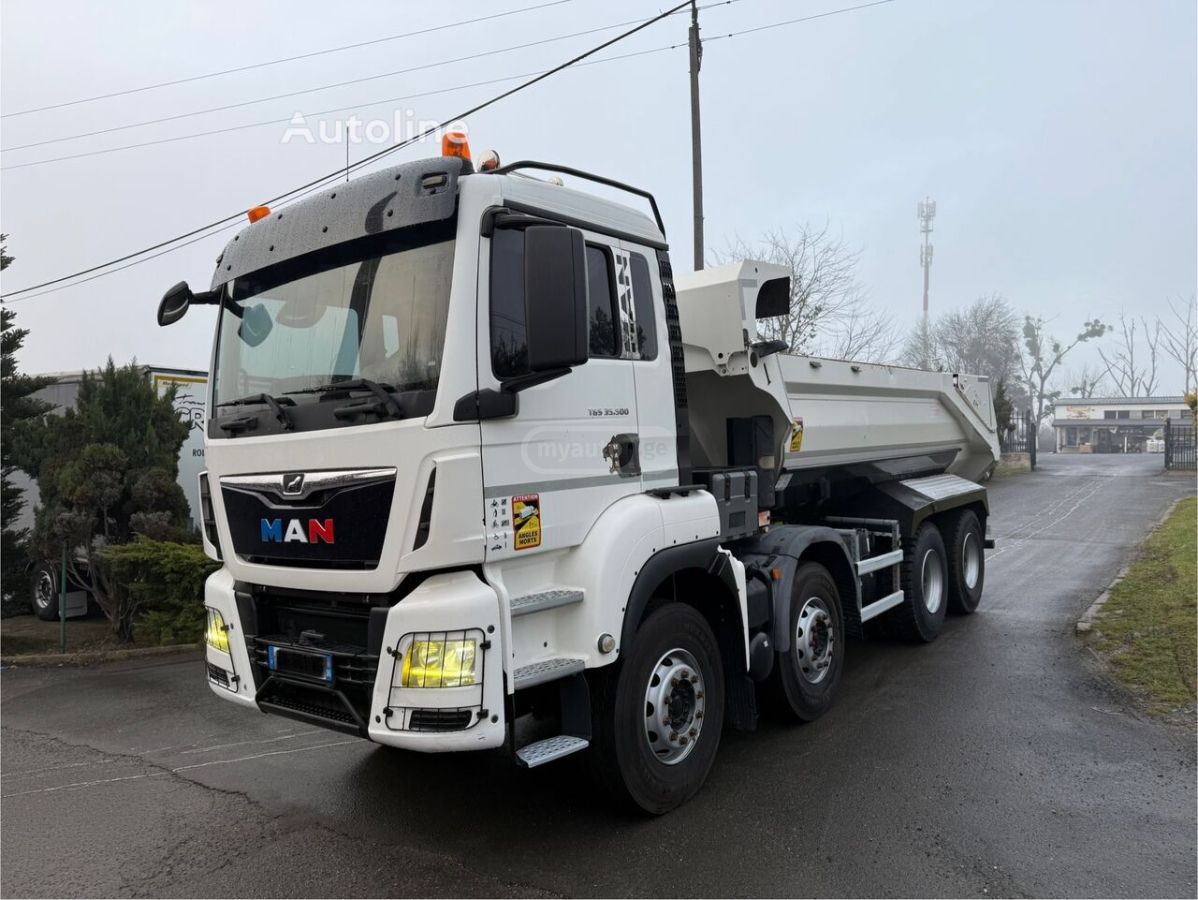 Isuzu TGS