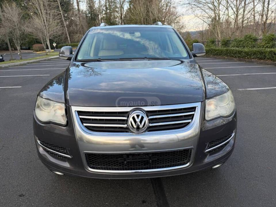 Volkswagen Touareg 2008 — photo 2