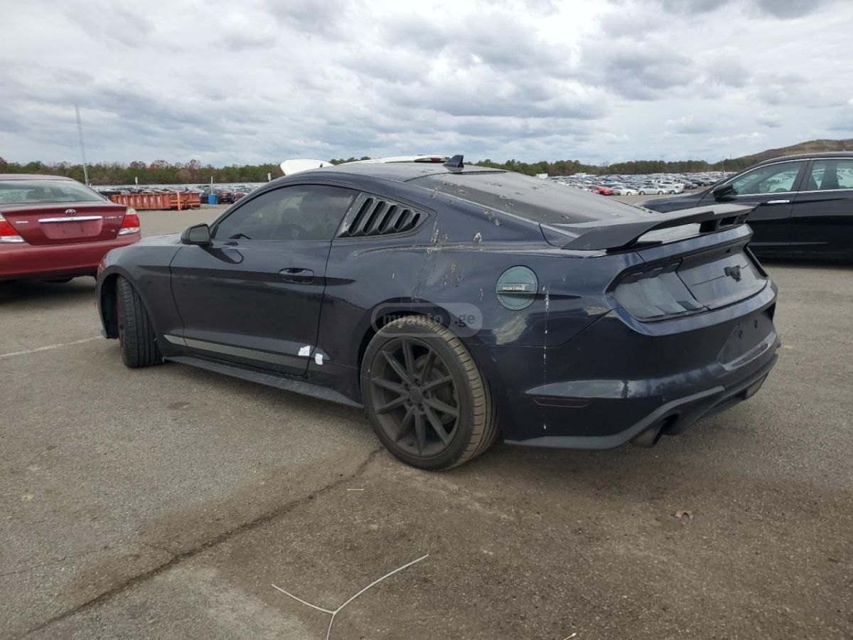 Ford Mustang 2021 — photo 2
