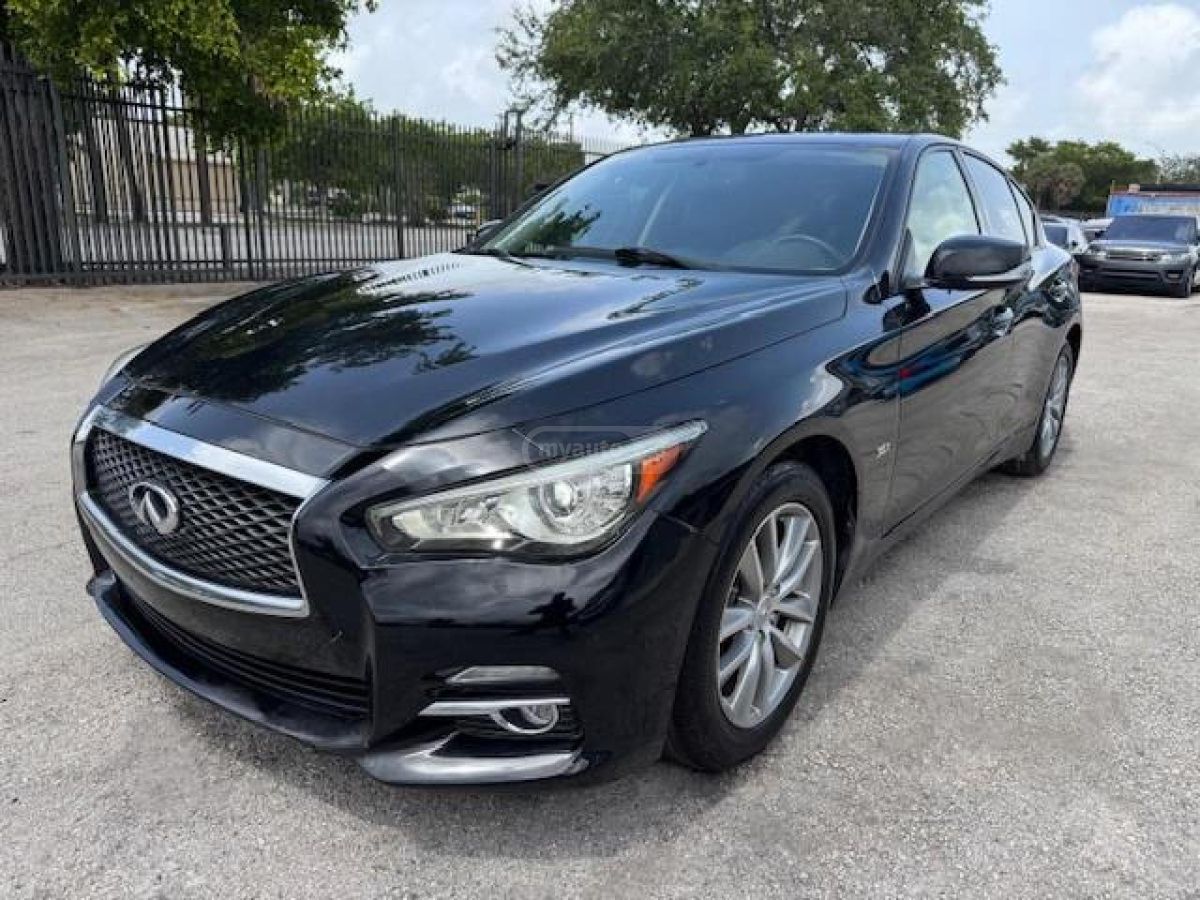 Infiniti Q 50