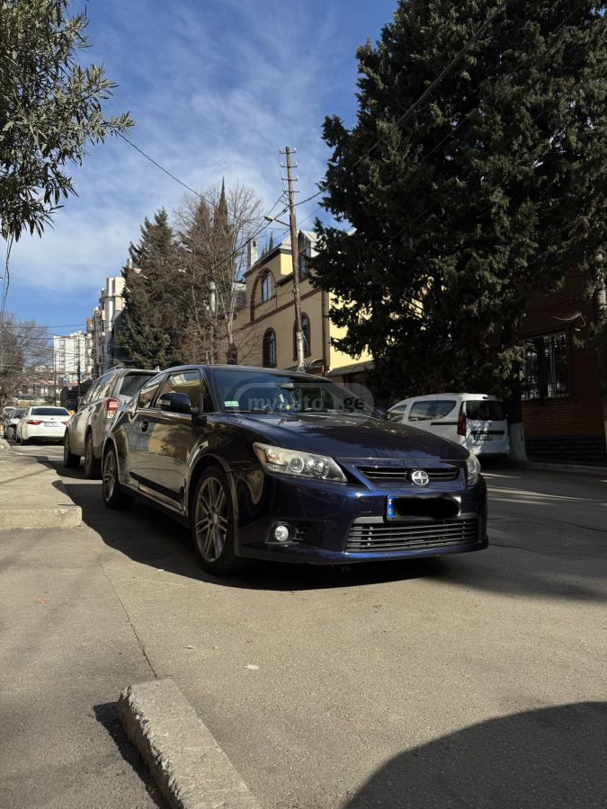Scion tC
