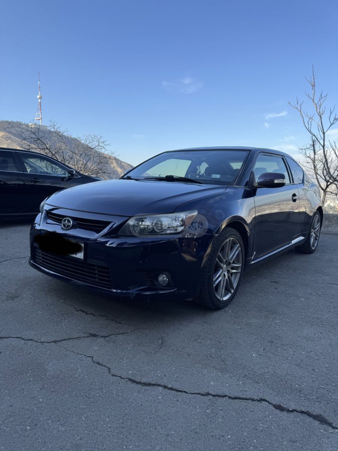 Scion tC 2013 — photo 2