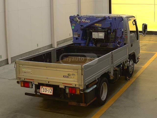 Isuzu Elf 2016 — photo 2