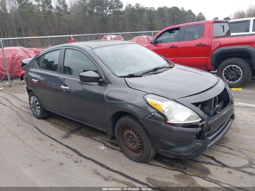 Nissan Versa 2015 — photo 2
