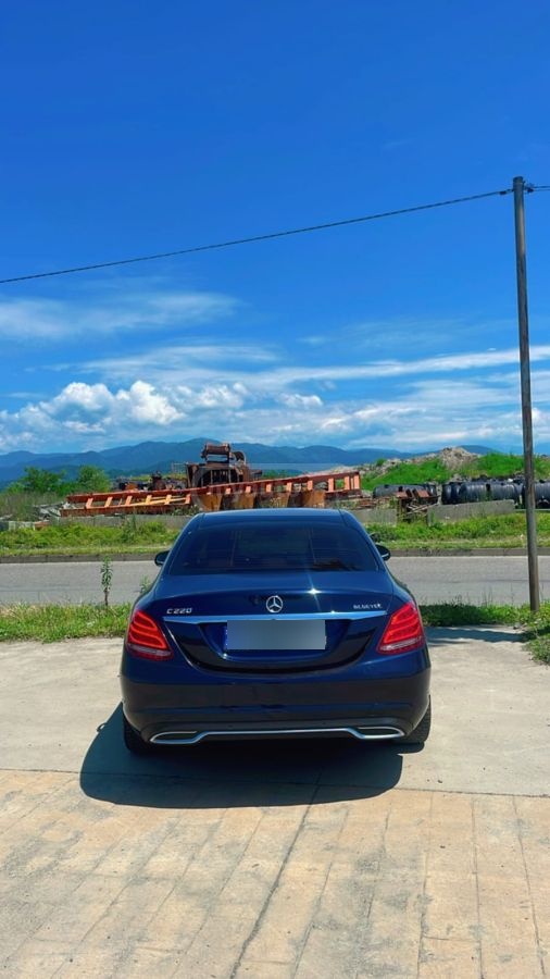 Mercedes-Benz C 220 2014 — photo 2