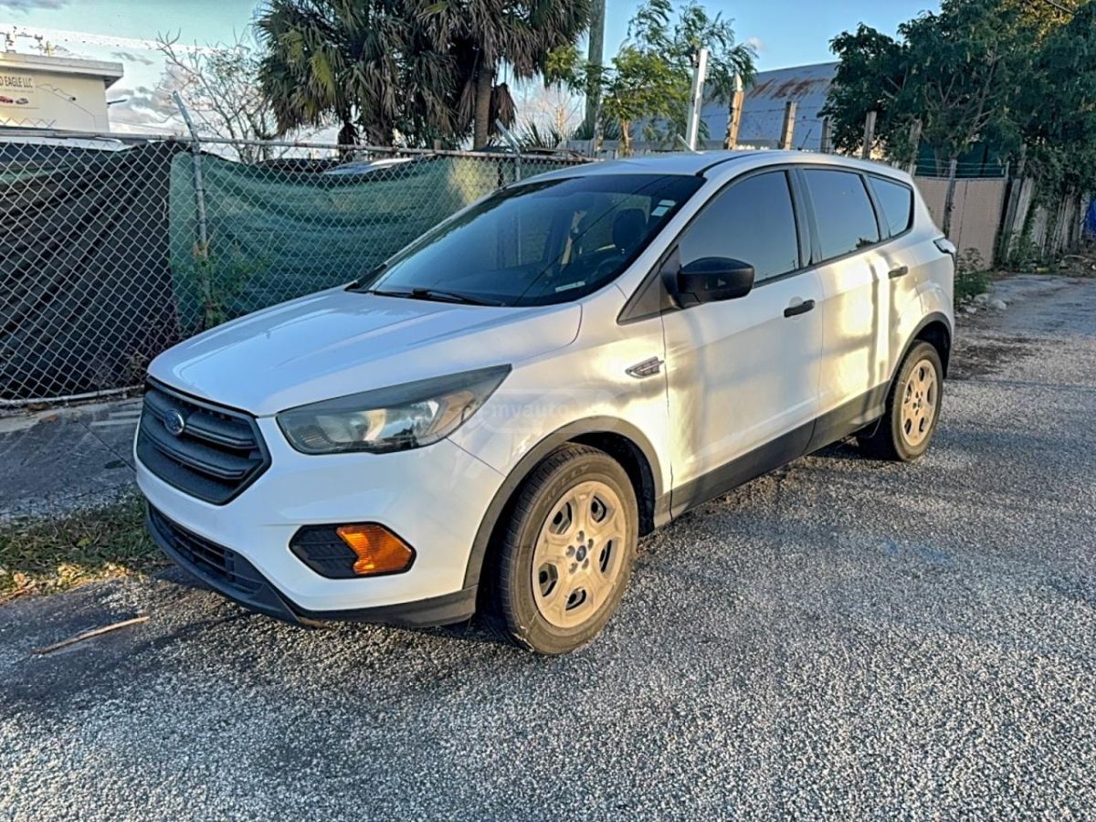 Ford Escape 2018 — photo 2