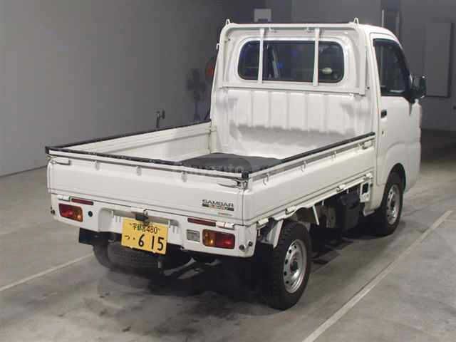 Isuzu Elf 2016 — photo 2