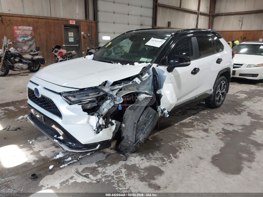 Toyota RAV4 2024 — photo 2