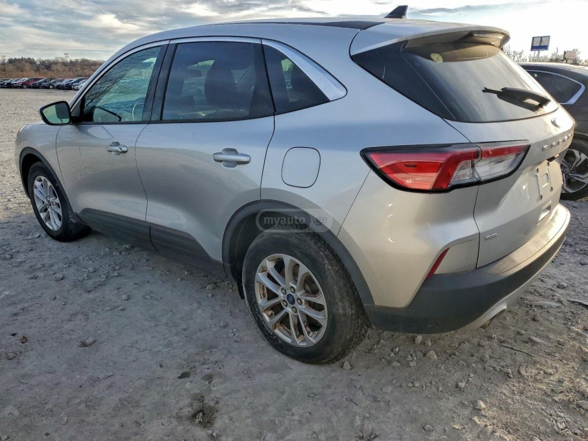 Ford Escape 2020 — photo 2
