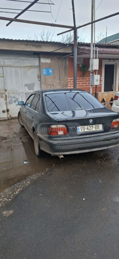 BMW 520