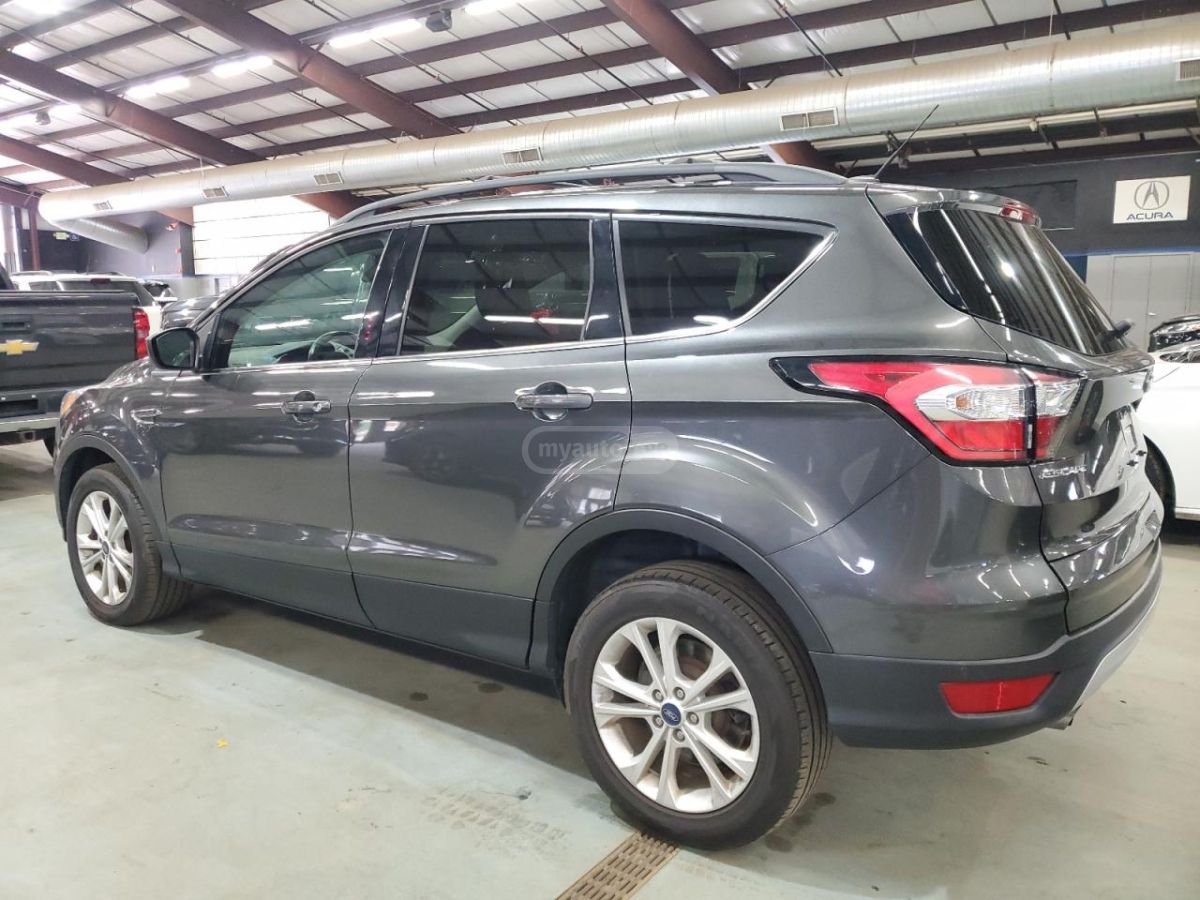 Ford Escape 2018 — photo 2