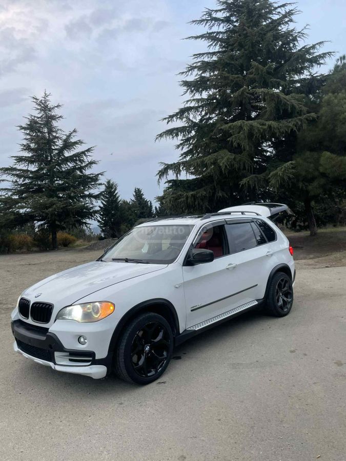 BMW X5 2017 — photo 2