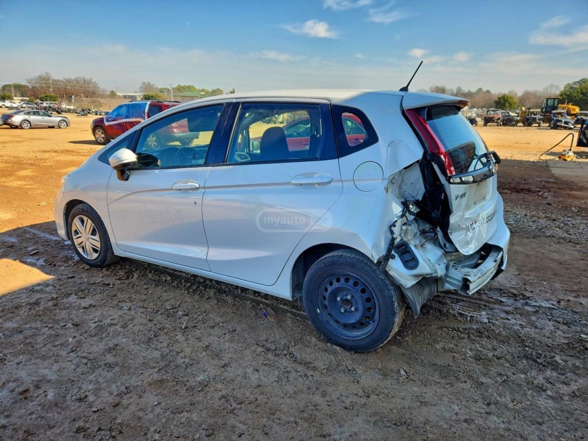 Honda Fit 2020 — photo 2