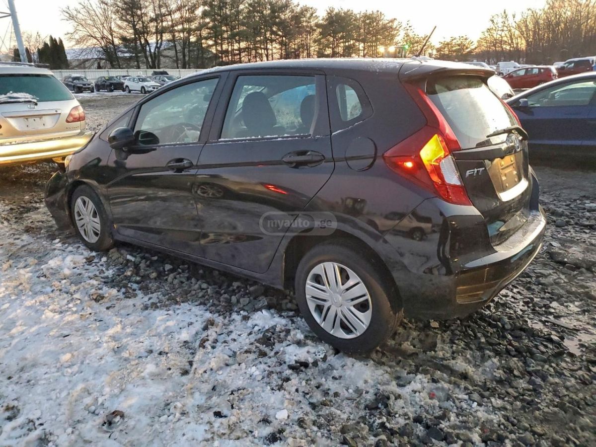 Honda Fit 2020 — photo 2