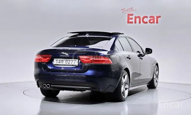 Jaguar XE 2015 — photo 2