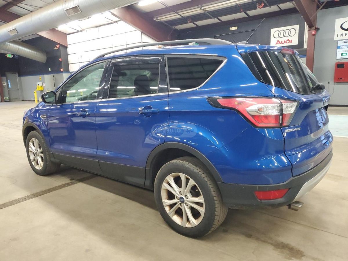 Ford Escape 2018 — photo 2