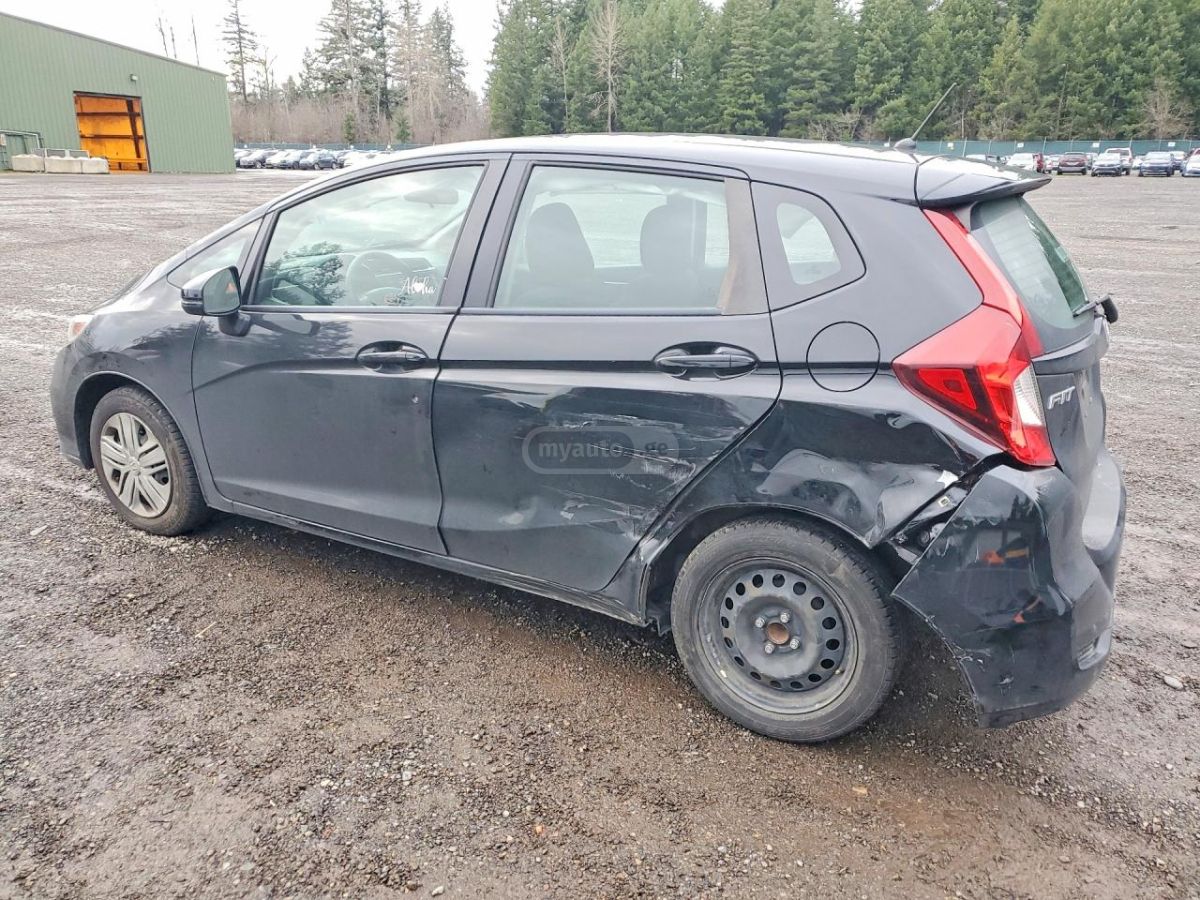 Honda Fit 2018 — photo 2