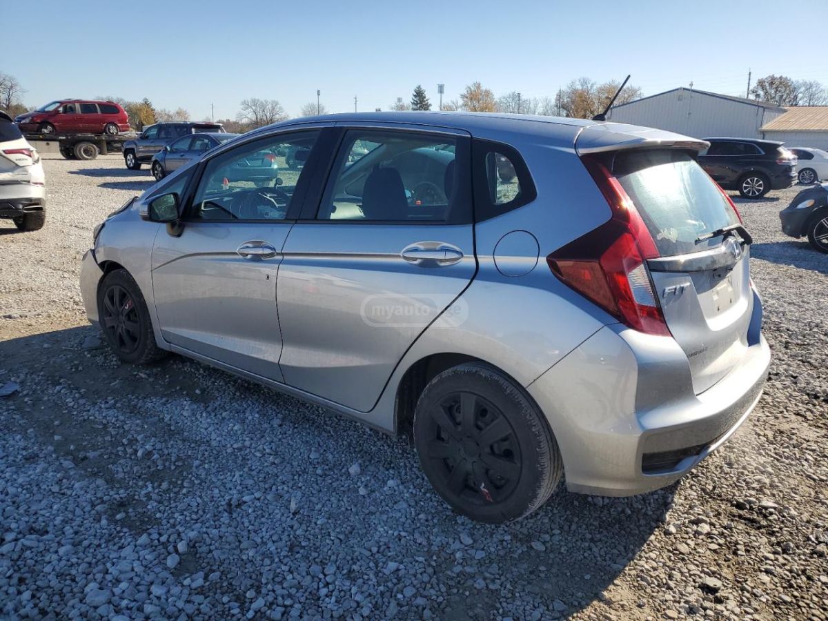 Honda Fit 2019 — photo 2