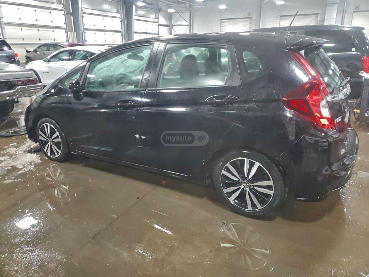 Honda Fit 2018 — photo 2