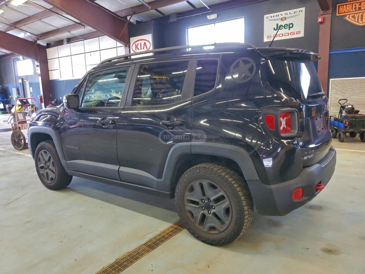 Jeep Renegade 2017 — photo 2