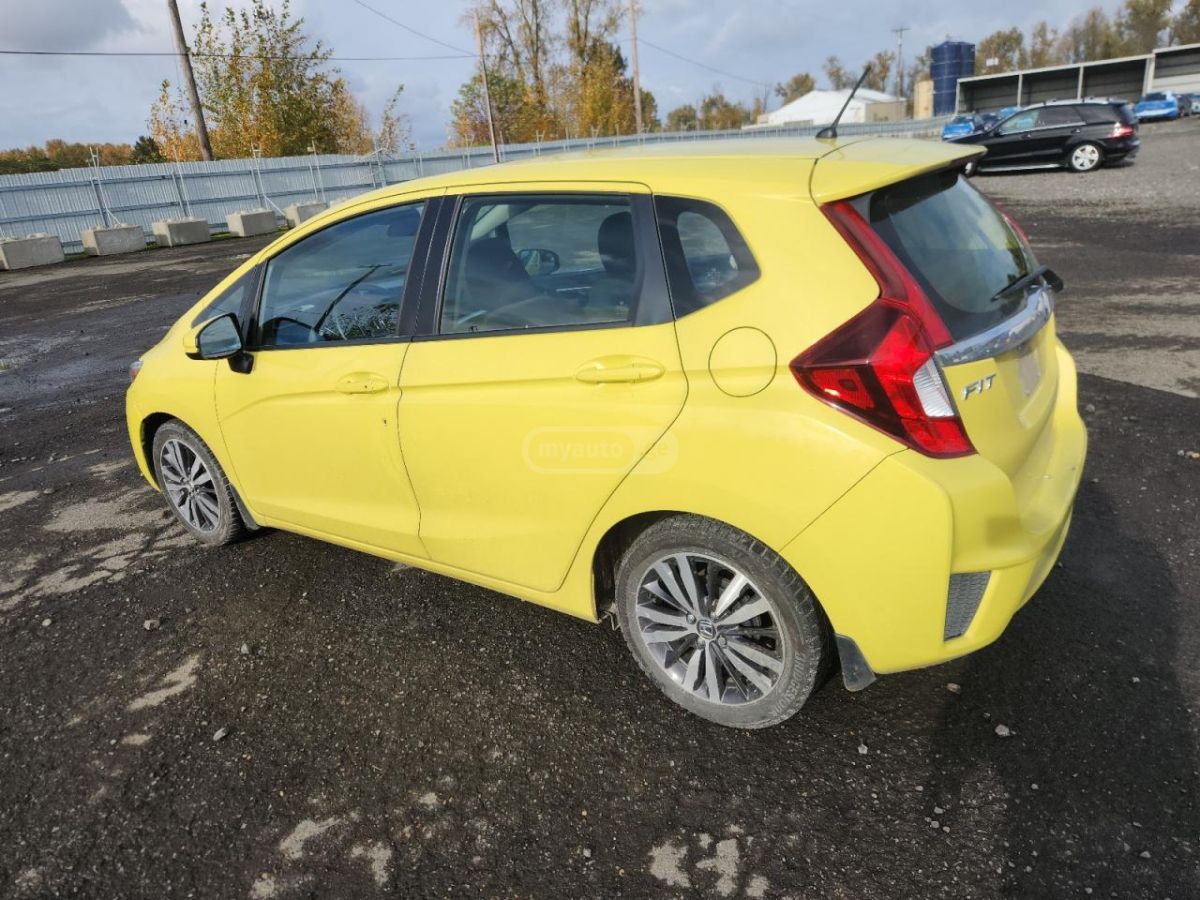 Honda Fit 2017 — photo 2