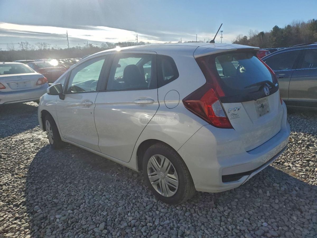 Honda Fit 2020 — photo 2