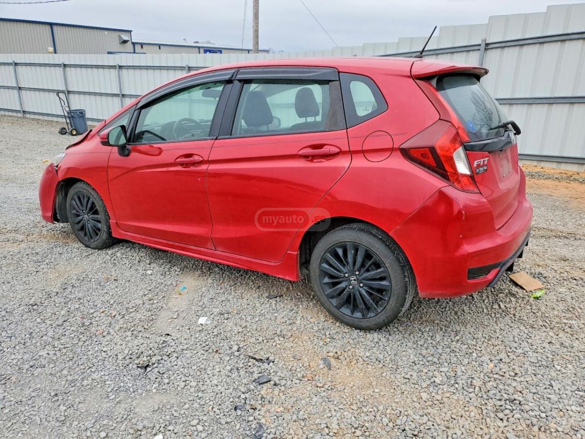 Honda Fit 2019 — photo 2