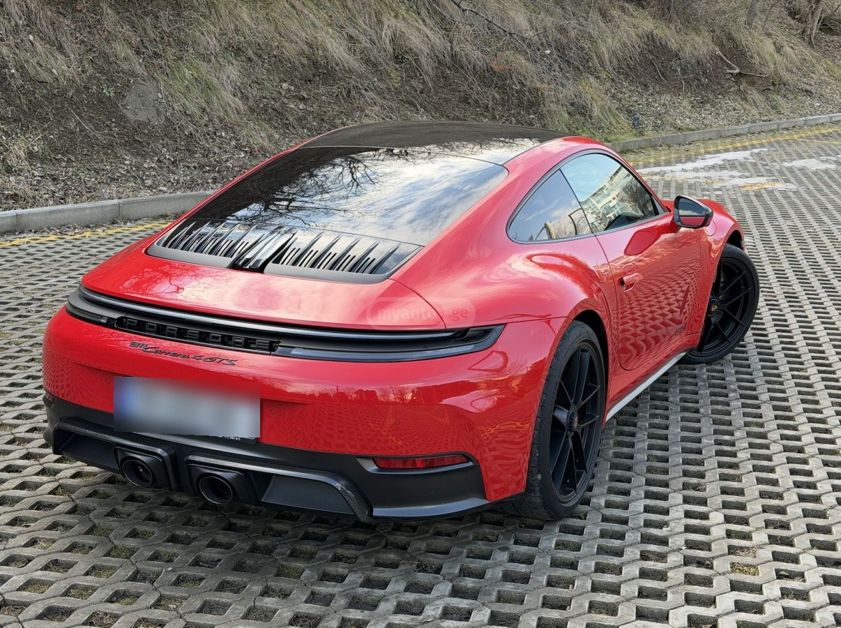 Porsche 911 2025 — photo 2