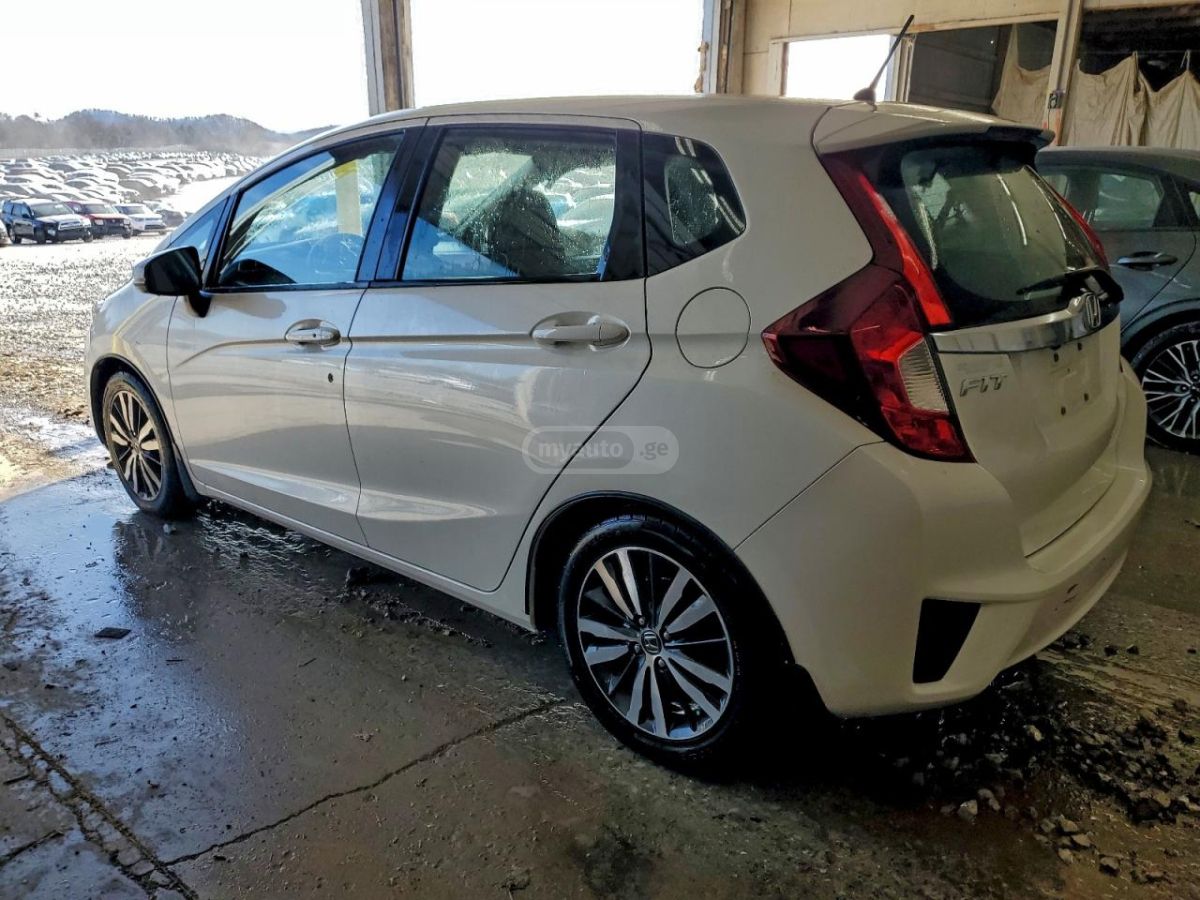 Honda Fit 2016 — photo 2