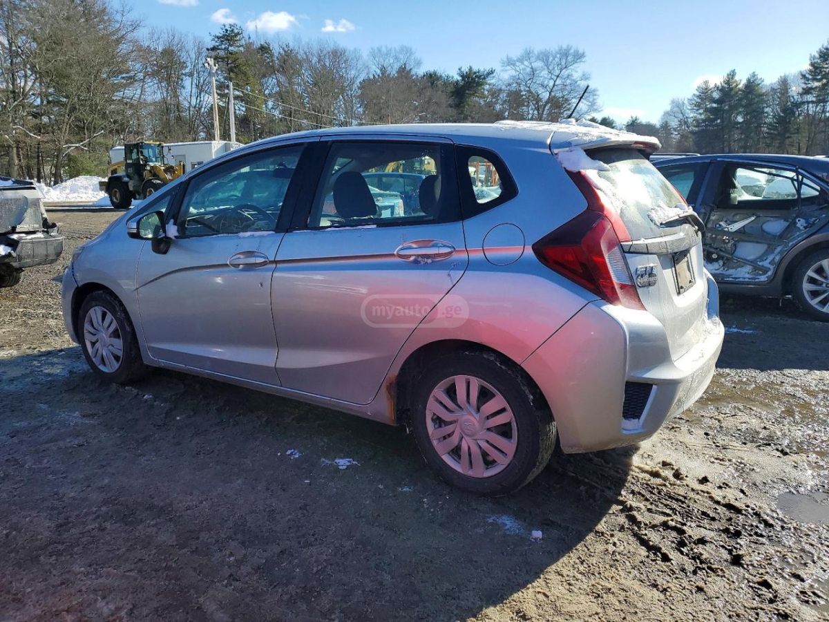Honda Fit 2016 — photo 2