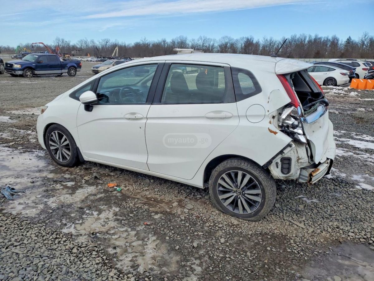Honda Fit 2016 — photo 2