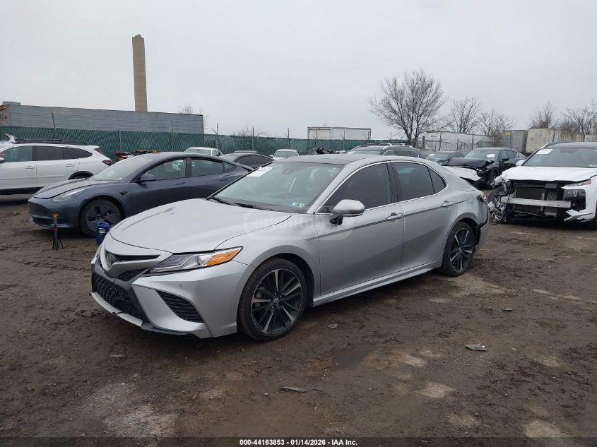 Toyota Camry 2019 — photo 2