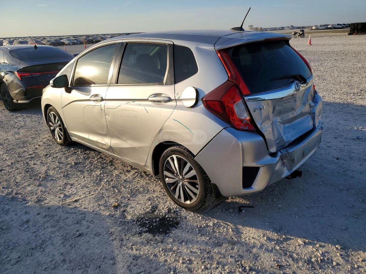 Honda Fit 2016 — photo 2