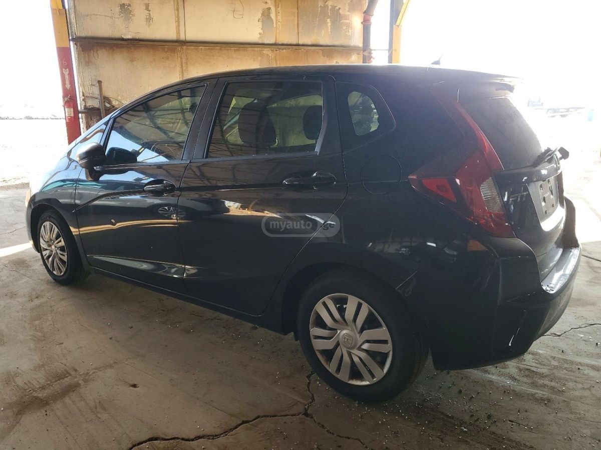 Honda Fit 2016 — photo 2