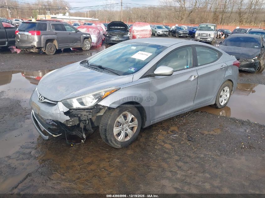Hyundai Elantra 2016 — photo 2