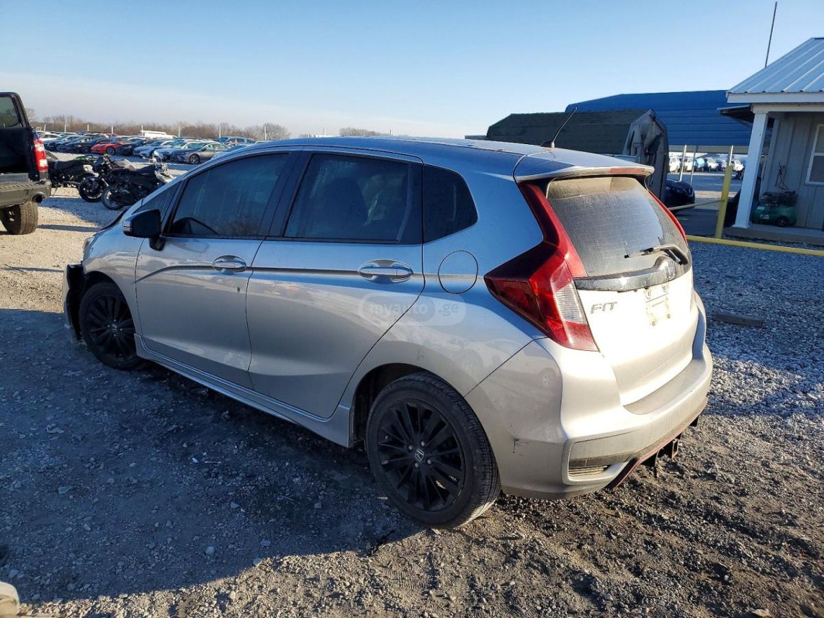 Honda Fit 2019 — photo 2