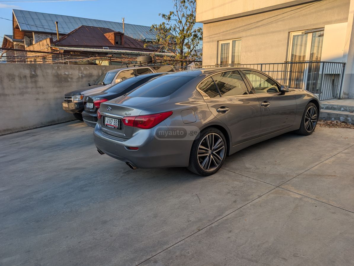 Infiniti Q50 2015 — photo 2