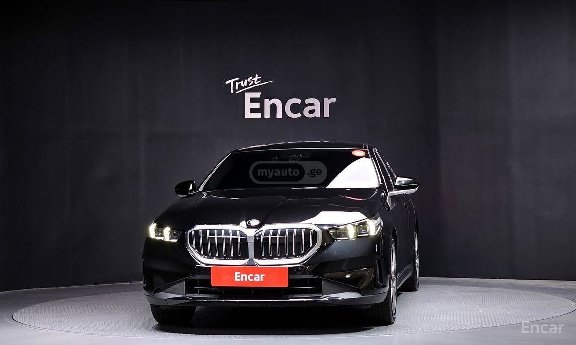 BMW 520 2024 — photo 2