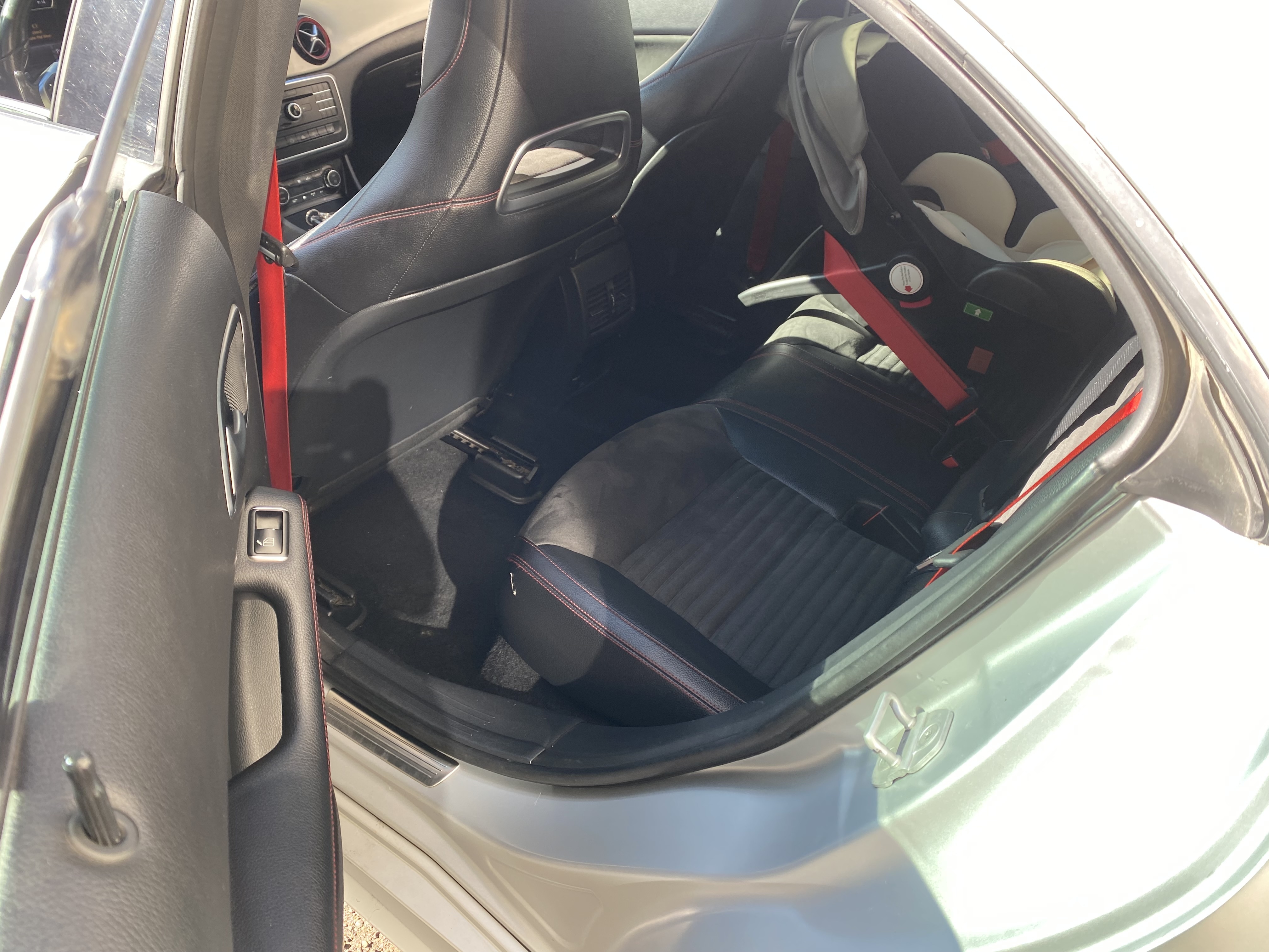 Mercedes-Benz CLA 250 2014 — photo 2