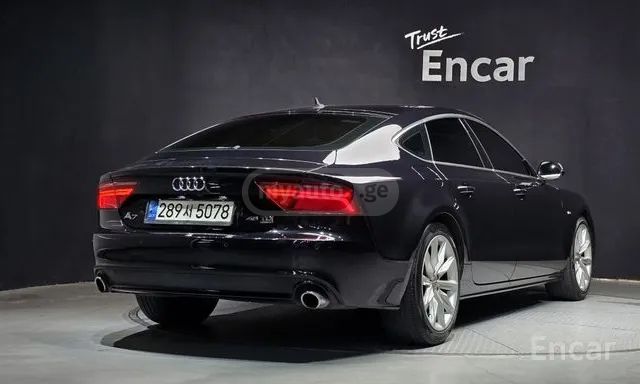 Audi A7 2015 — photo 2