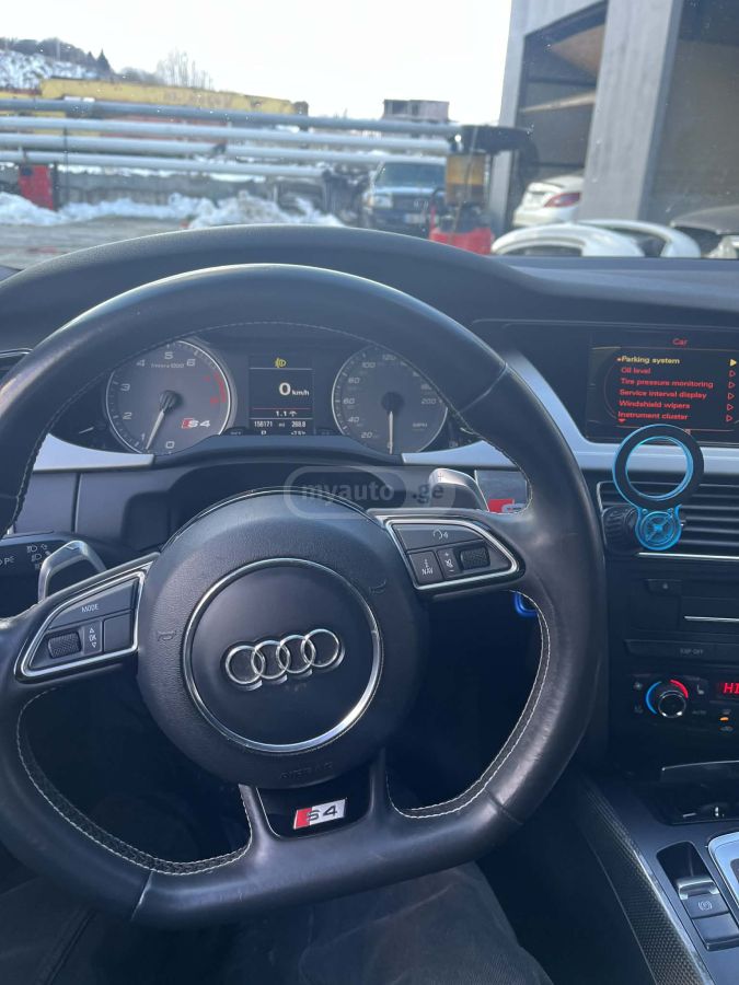 Audi S4 2010 — photo 2