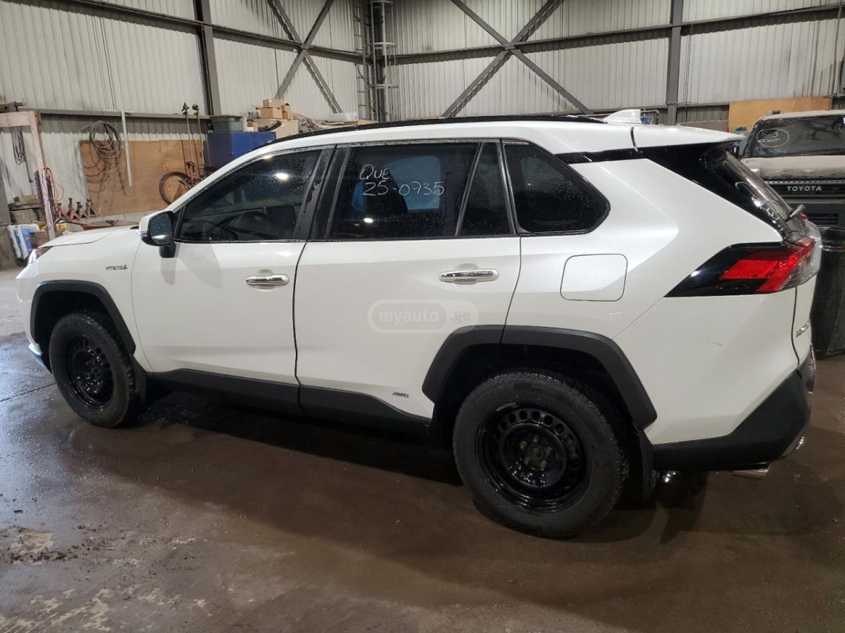 Toyota RAV4 2020 — photo 2