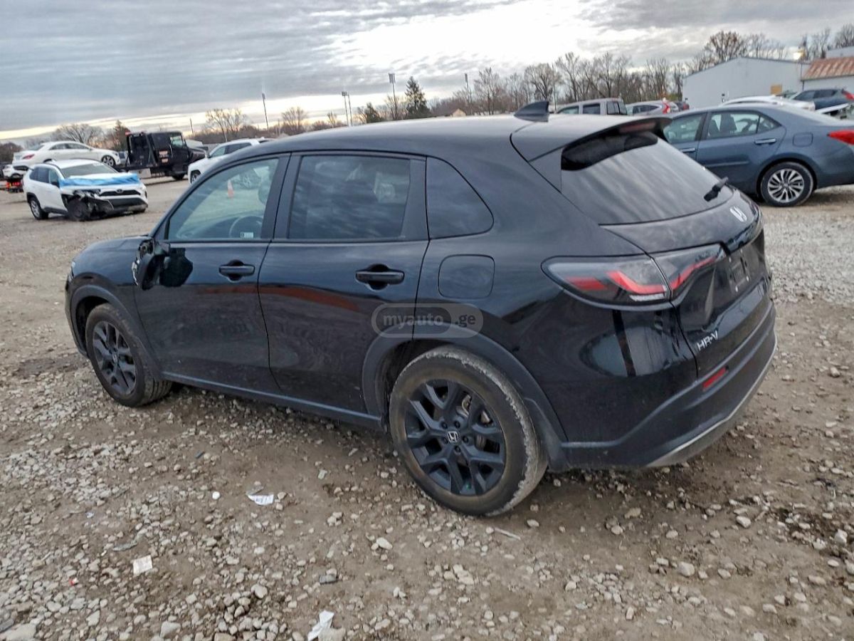 Honda HR-V 2024 — photo 2
