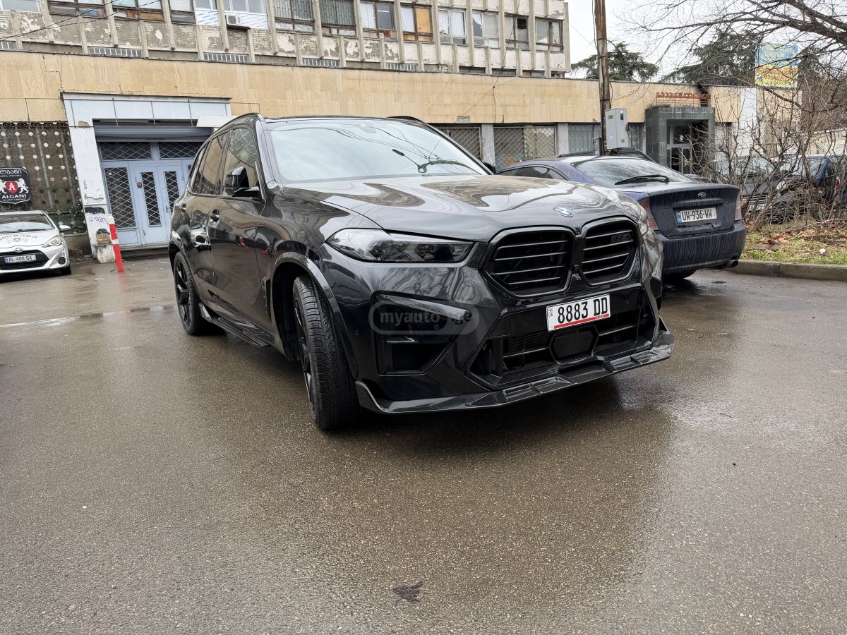 BMW X5 2021 — photo 2
