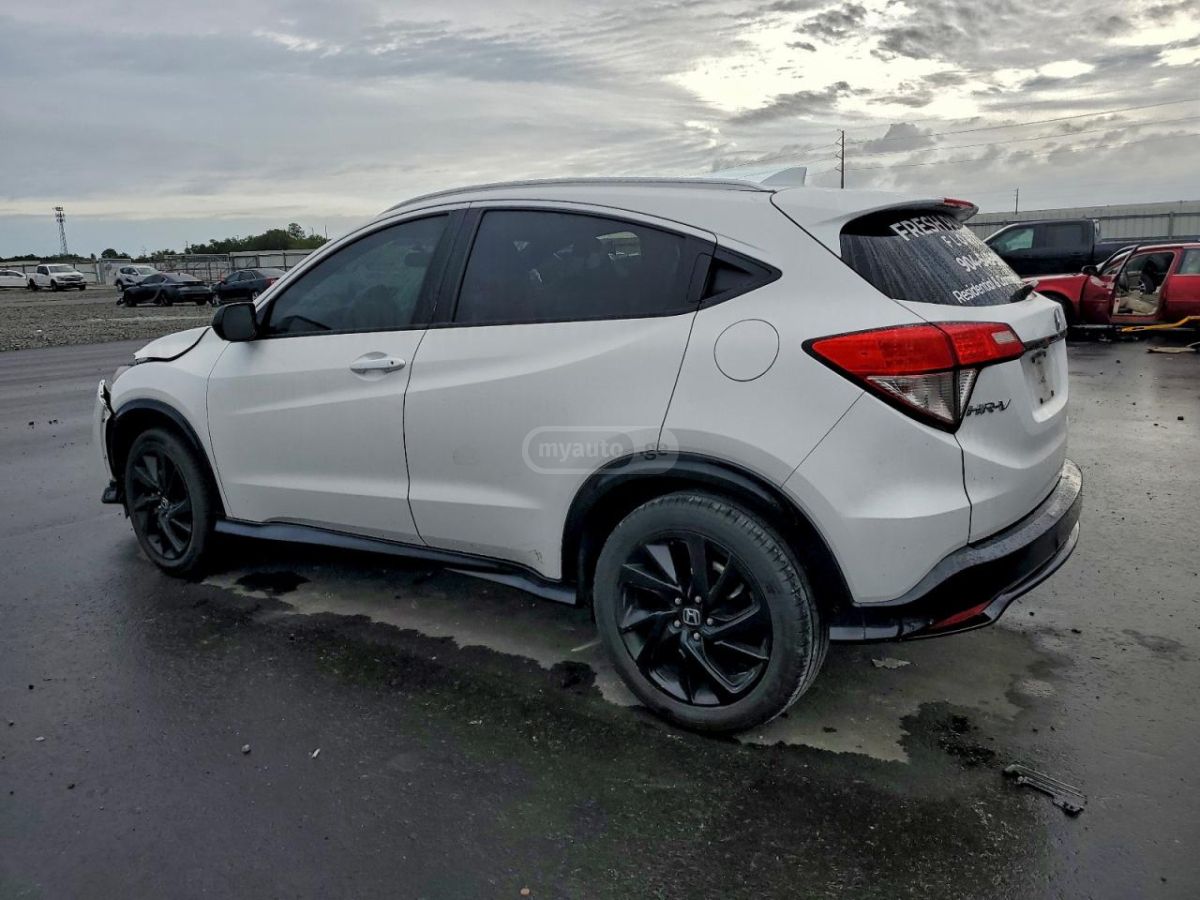 Honda HR-V 2022 — photo 2