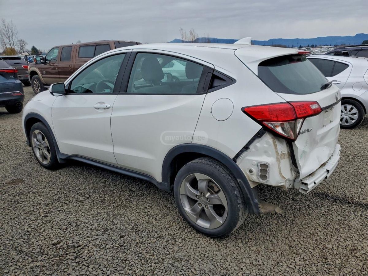 Honda HR-V 2021 — photo 2