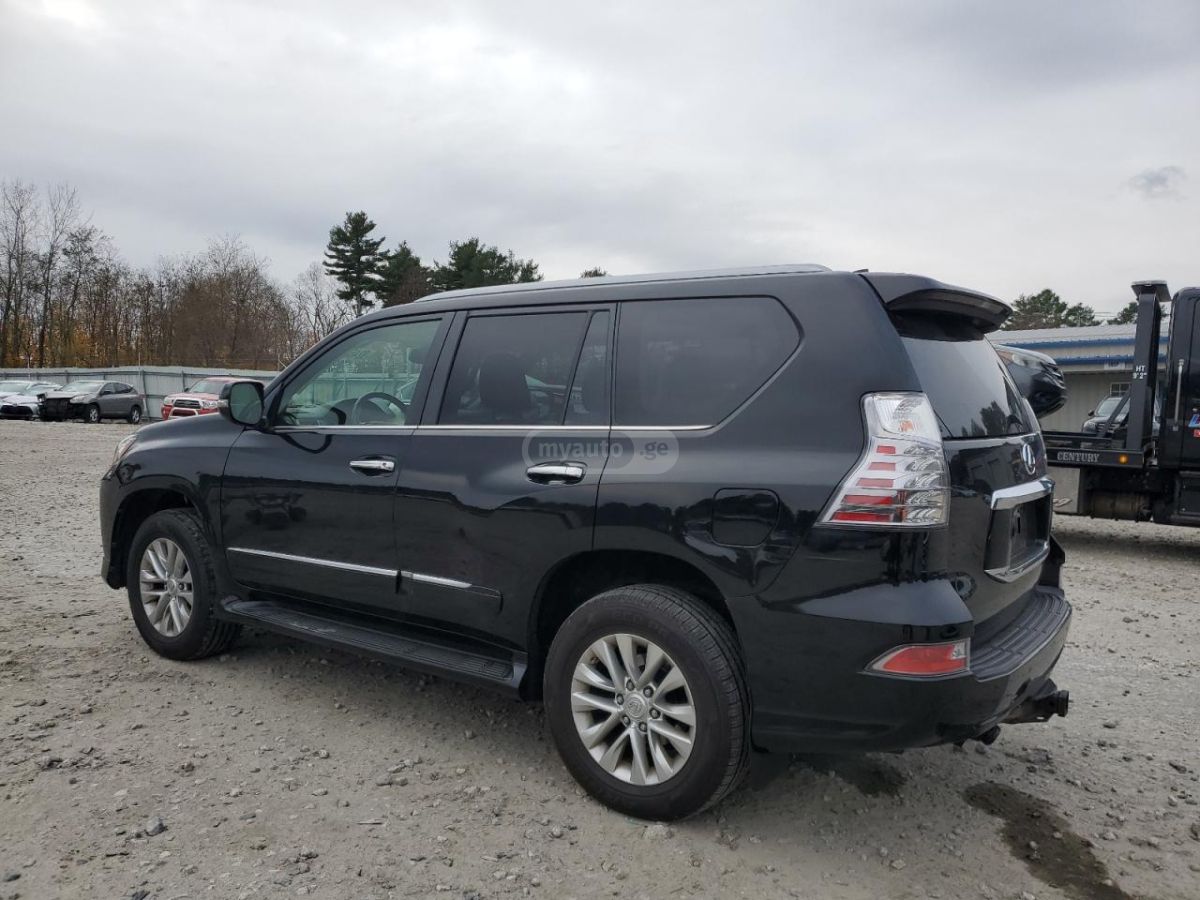 Lexus GX 460 2019 — photo 2
