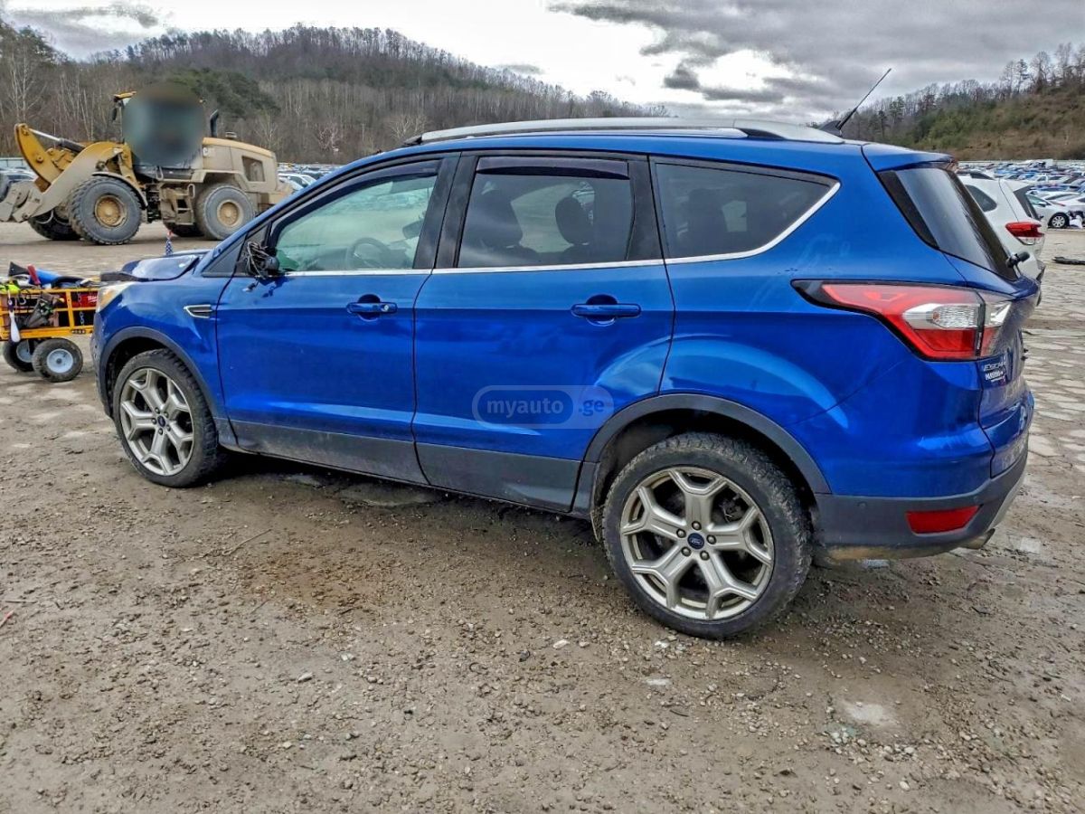 Ford Escape 2018 — photo 2