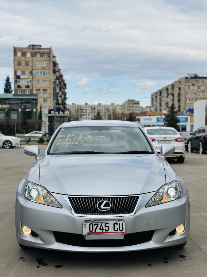 Lexus IS 250 2009 — photo 2