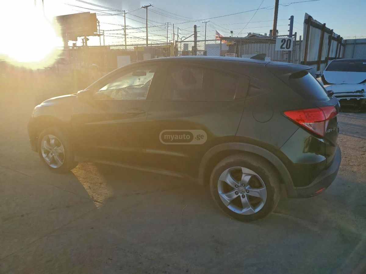 Honda HR-V 2016 — photo 2